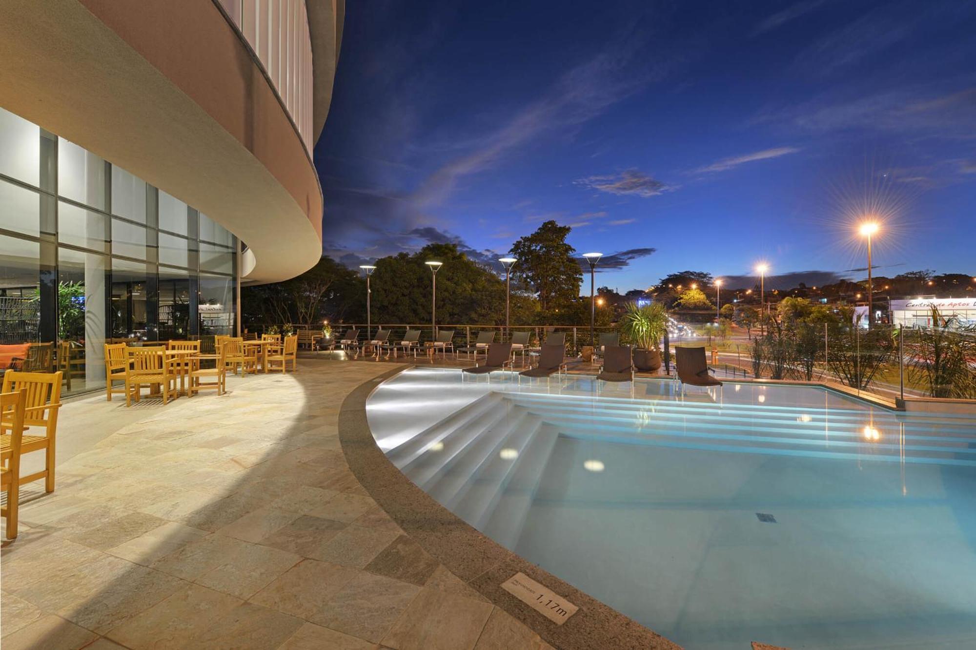 Deville Prime Campo Grande Campo Grande  Extérieur photo The pool at the hotel