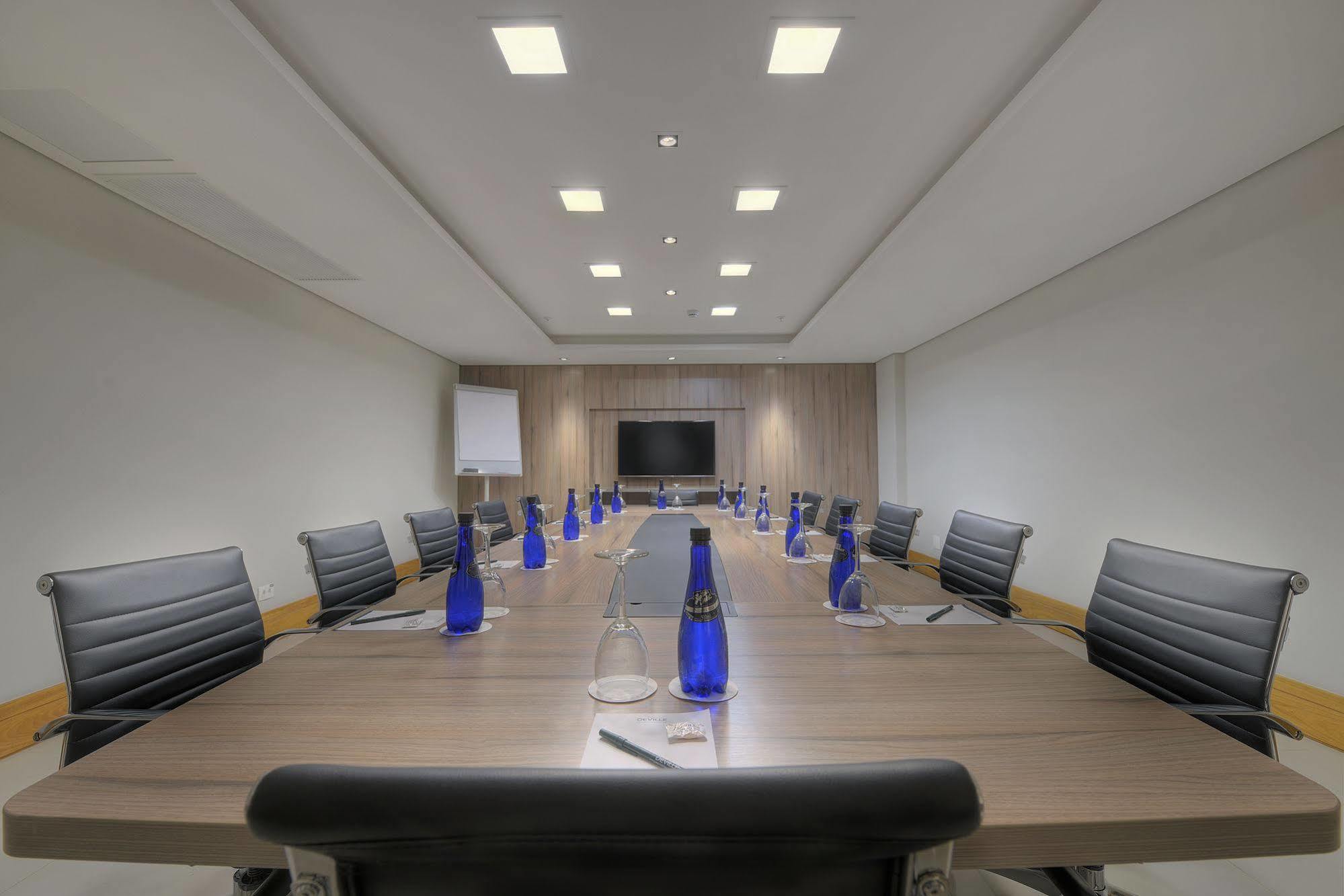 Deville Prime Campo Grande Campo Grande  Extérieur photo Meeting room at the hotel
